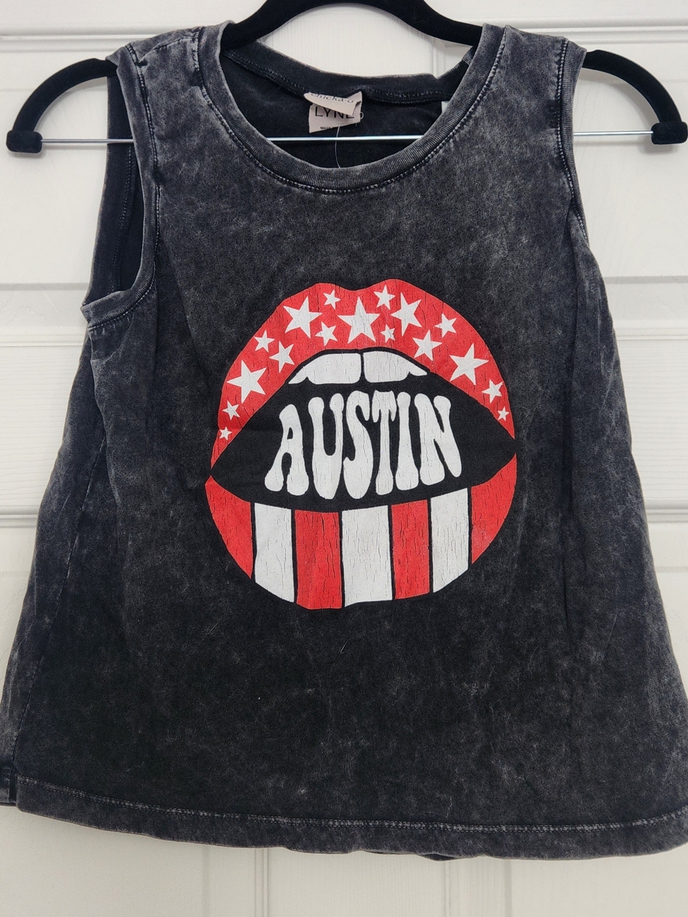 Austin Graphic Muscle Tee - Black with Red & White Lips